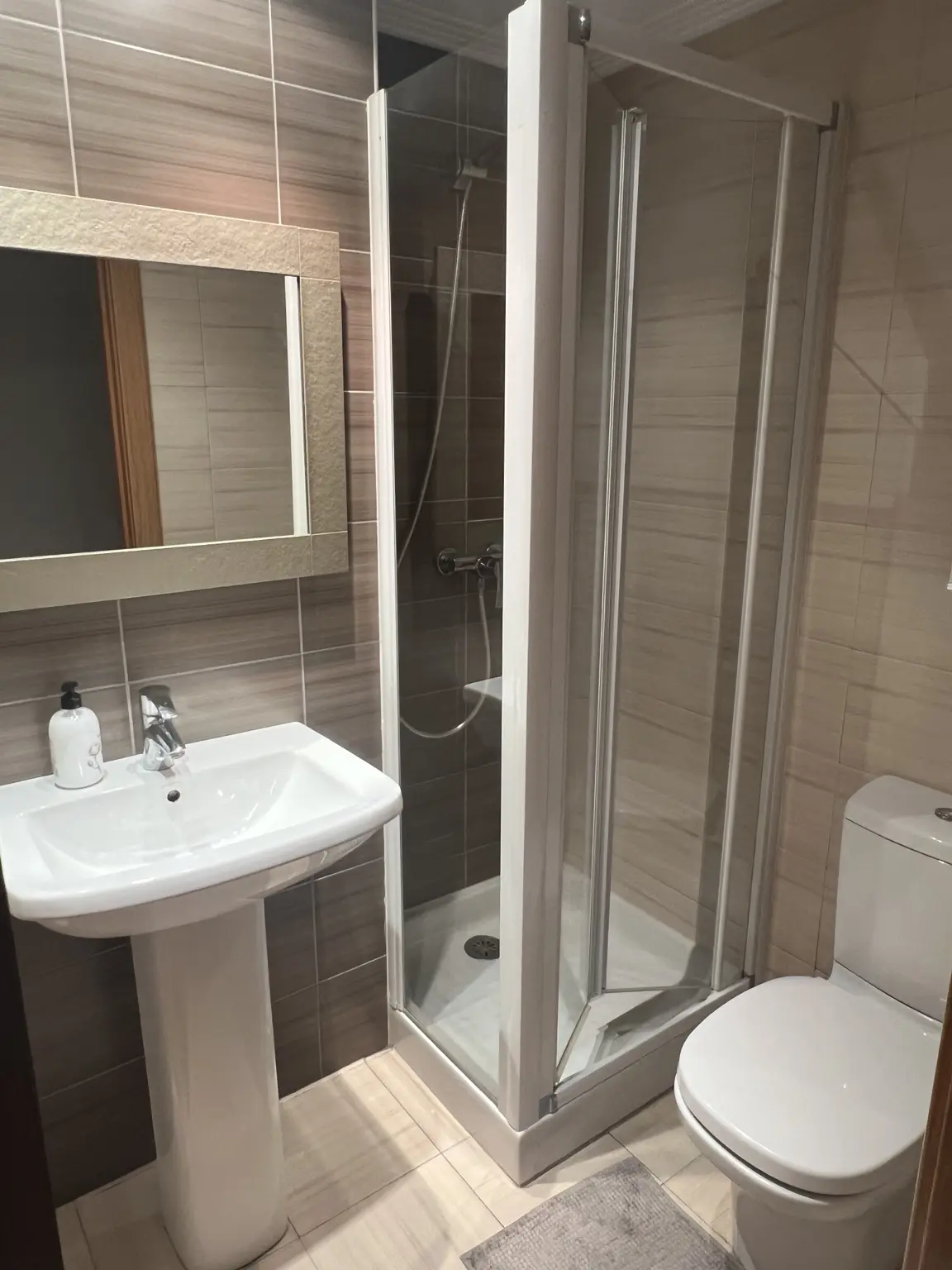 Baño con ducha