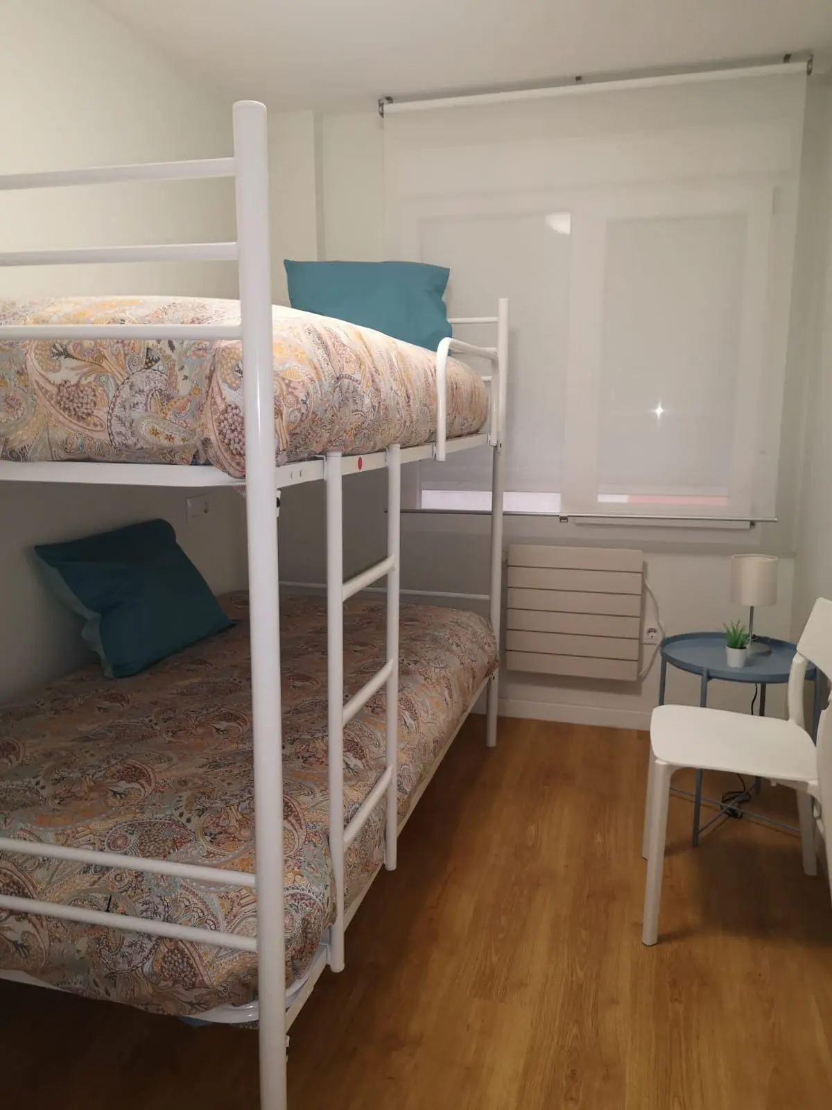 Habitación con litera de los pisos 4 y 5
