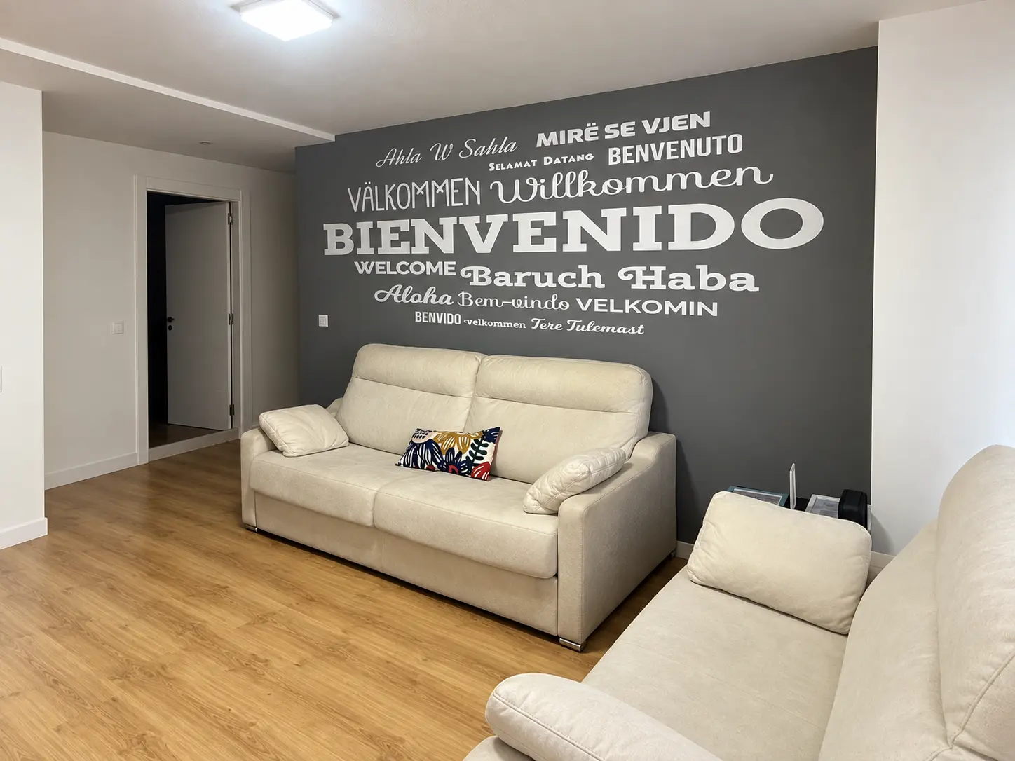 Vista amplia del salón de los pisos 4 y 5